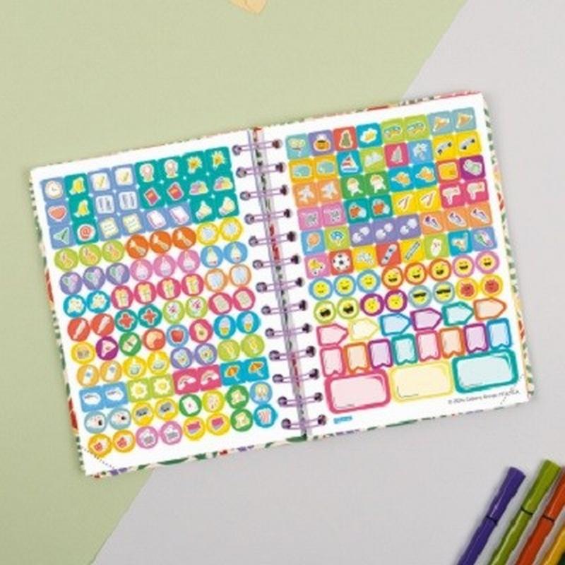 AGENDA ESCOLAR 26-27 FINOCAM COSMO CARTON 1/8 (15x18 CMS) DIA PAGINA CURSO 2026-2027 (537030527) (537030627) (537030827)